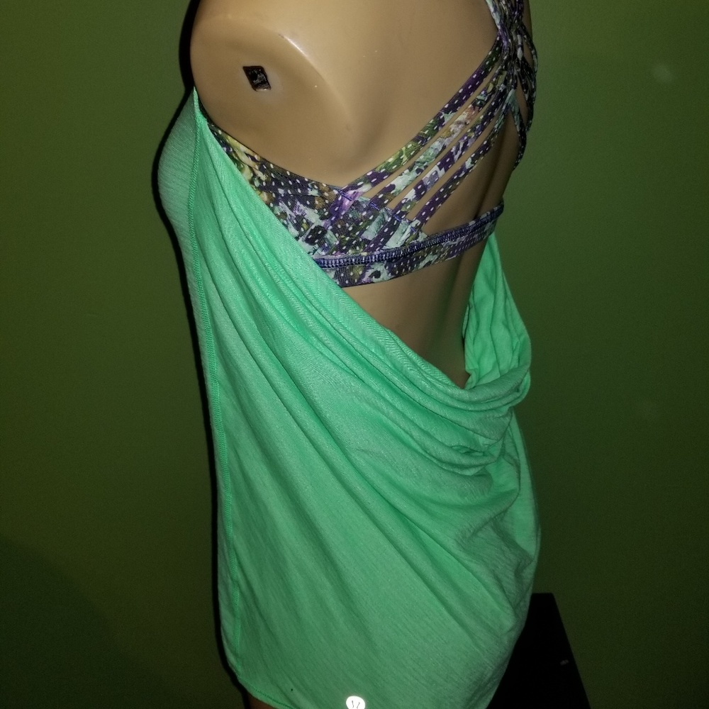 Lululemon tank sz 4